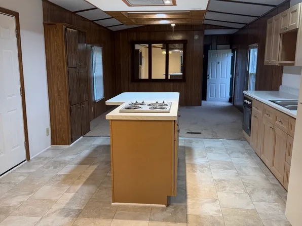8007 Nellis Ln, Colfax, NC 27235