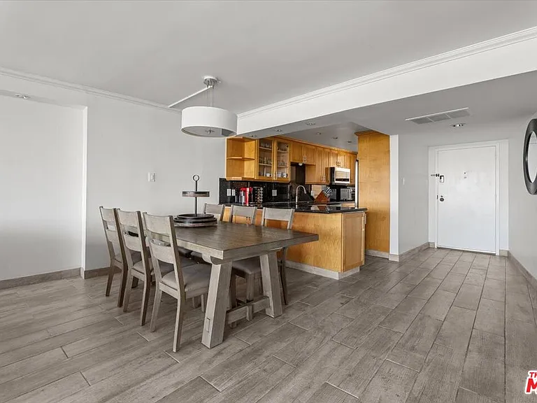 4316 Marina City Dr #927 — Photo 6