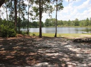 114 Sand Lake Rd, Interlachen, FL 32148