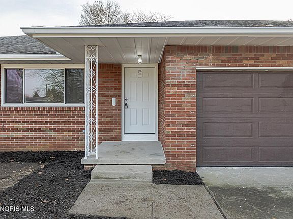 2nd image of 513 Holly Dr