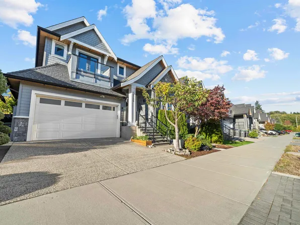16735 17a Ave, Surrey, BC V3Z 0T3