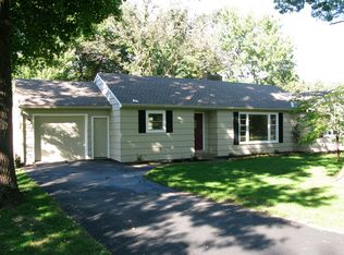 5916 W 62nd Ter, Mission, KS 66202