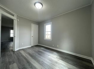 312 Lester St, Waterloo, IA 50703