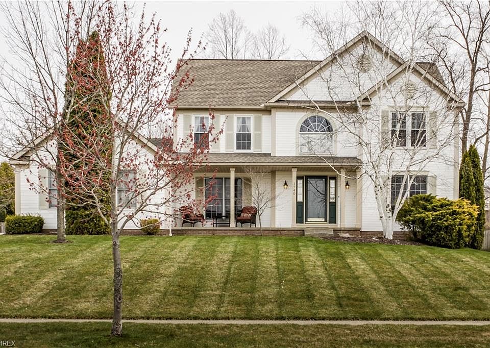 1st image of 1740 Chestnut Trail Dr