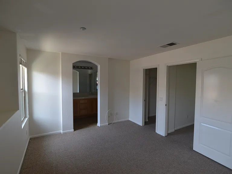 1299 Blue Jean Way #2 — Photo 20
