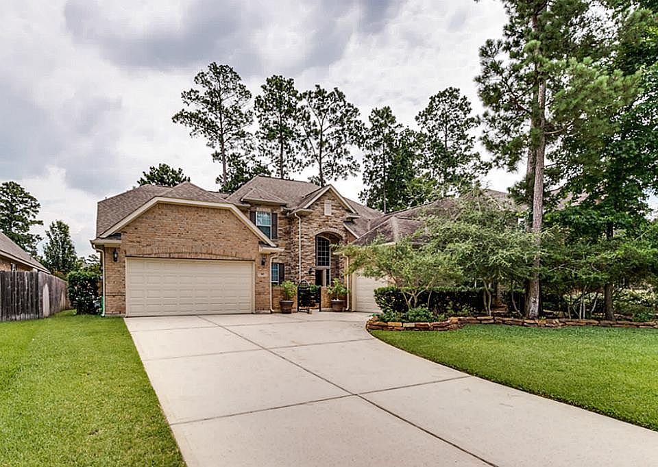 1st image of 90 Oriel Oaks Cir