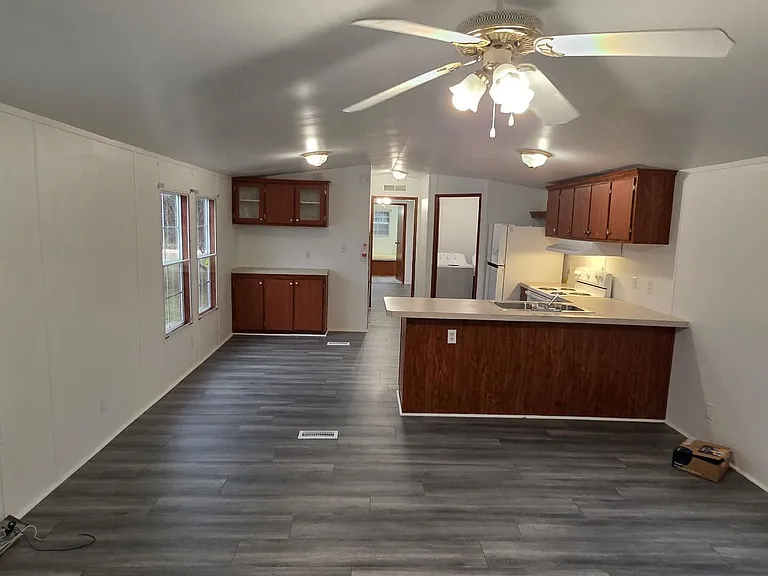 10544 Highway 6 — Photo 1