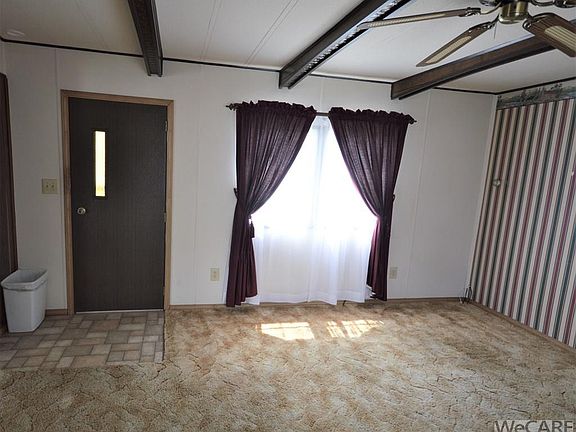 4th image of 112 S Autumn Ln