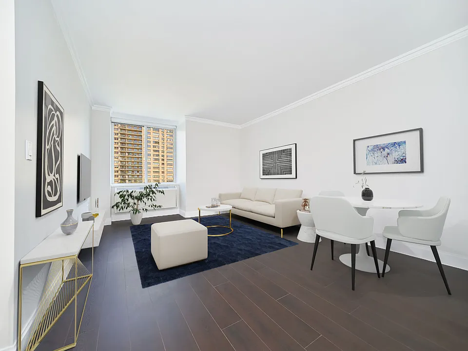 160 Riverside Blvd #15G