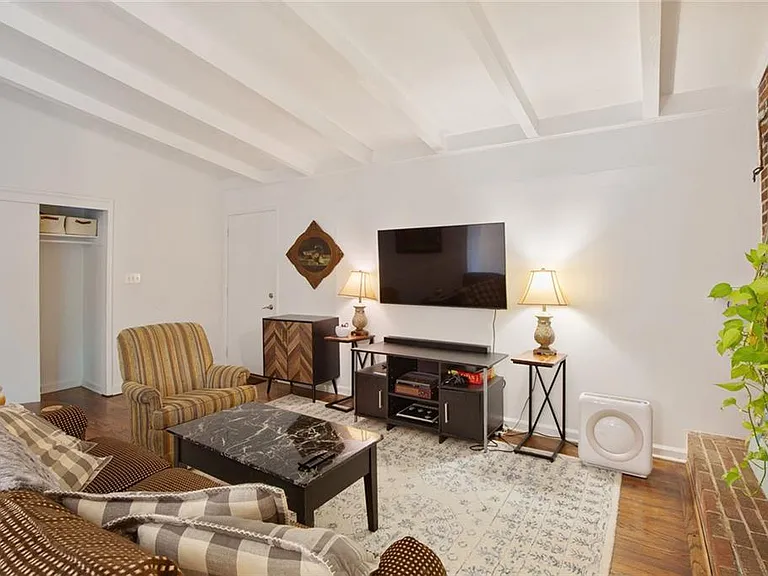 2700 Brook Park Way — Photo 11