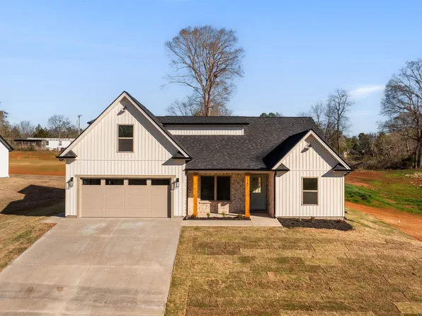 1740 Fish Camp Rd, Chesnee, SC 29323