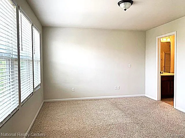 44635 Ellery Ln — Photo 5