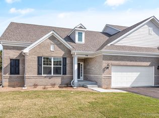 114 Costekin Ct #8-1, Hawthorn Woods, IL 60047