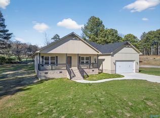 45 Mountain Creek Dr, Boaz, AL 35956