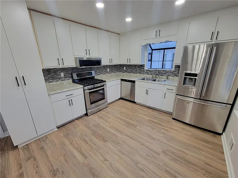 1710 McDowell Ct — Photo 6