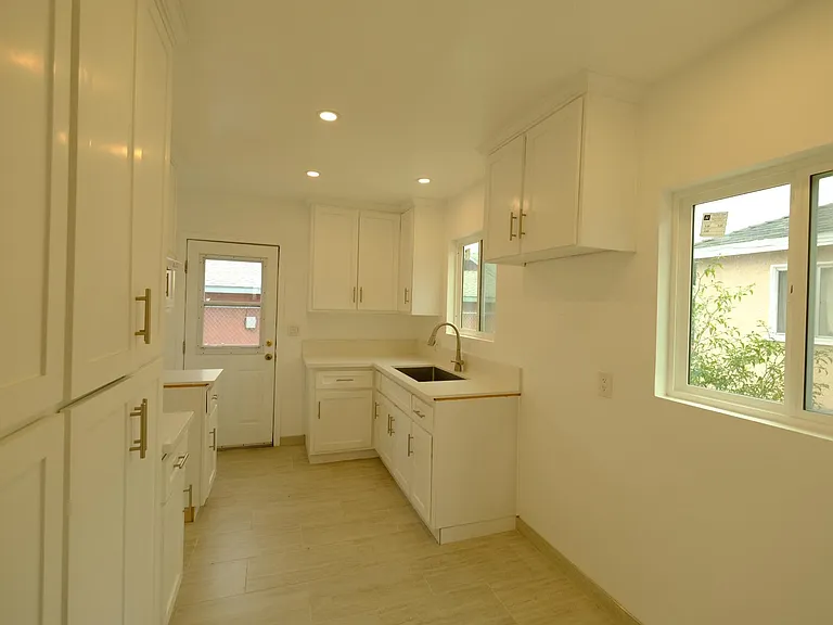3332 Norton Ave #B — Photo 5