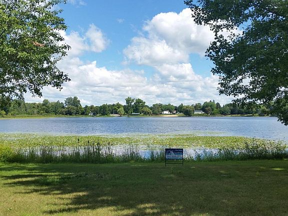 5th image of 280 S Shore Dr