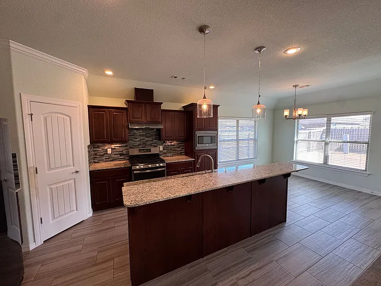 4849 W Oldham Dr — Photo 5