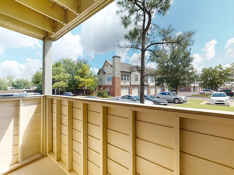 Villas at Preston Lakes Apartment Homes — Photo 15