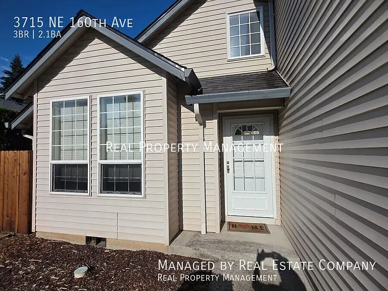 3715 NE 160th Ave — Photo 2