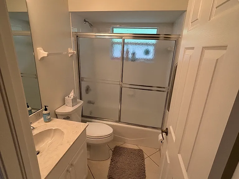 1166 Royal Palm Dr — Photo 7