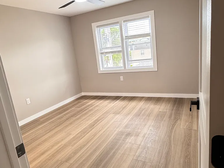 265 Fairview Ave — Photo 14
