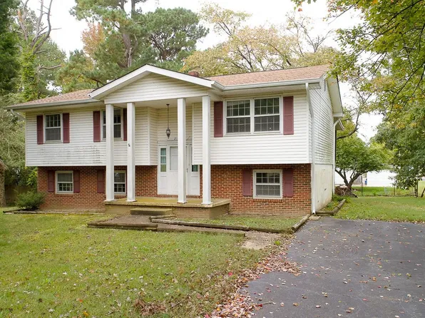 21405 Williams Dr, Lexington Park, MD 20653