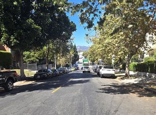 Larchmont Kenmore, Los Angeles, CA 90004