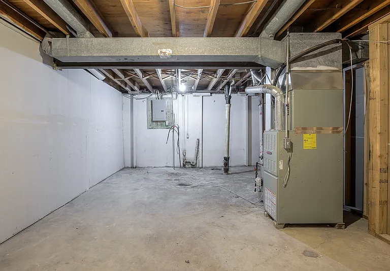 514 NE Corder St #B — Photo 34