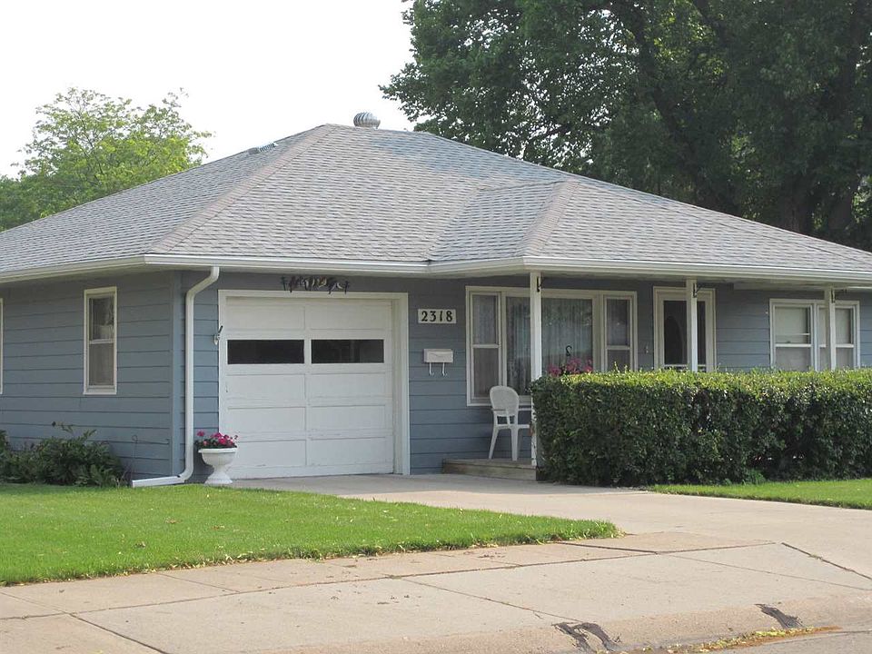 1st image of 2318 Anna Ave