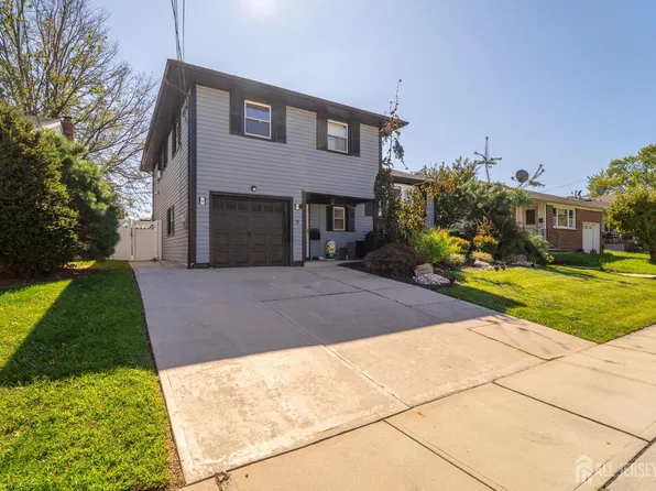 5 Sumutka Ct, Carteret, NJ 07008