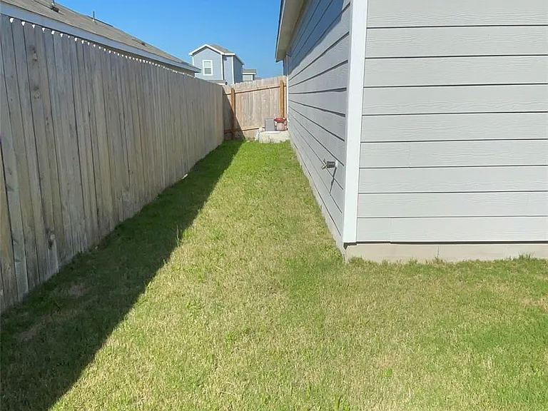 212 Marty Allen Loop — Photo 6
