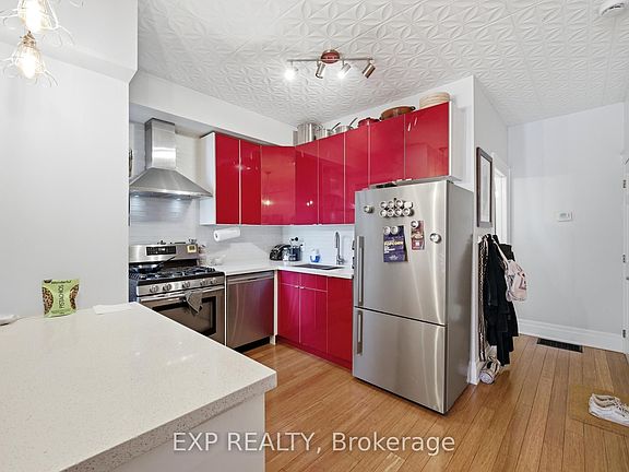 4th image of 679 Ossington Ave
