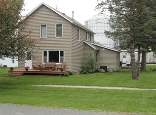 131 2nd St, Claremont, MN 55924