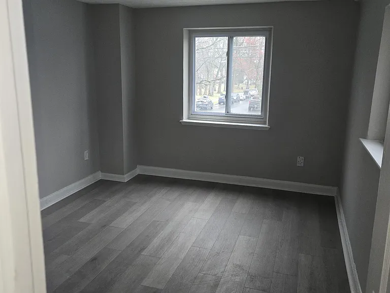 607 W Maple Ave #16 — Photo 8