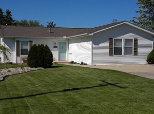 2767 E Fisher Rd, Bay City, MI 48706