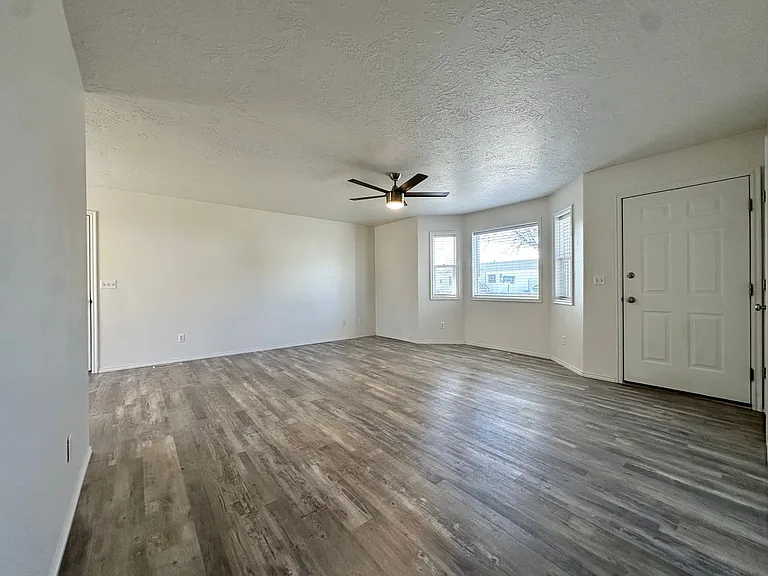 274 Randy Dr — Photo 10