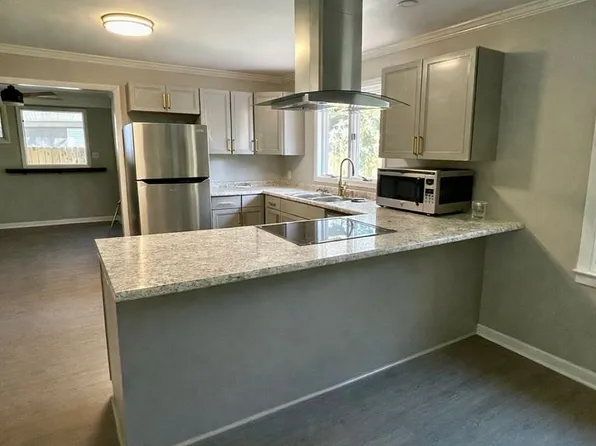 1903 Azalea Dr, Valdosta, GA 31602