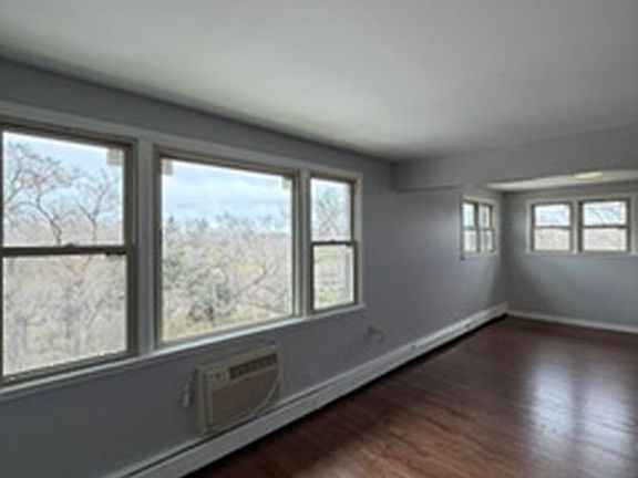 4th image of 8644 Skokie Blvd APT 302