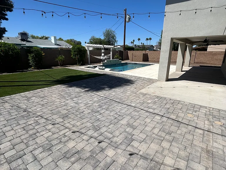 8725 E Malcomb Dr — Photo 38