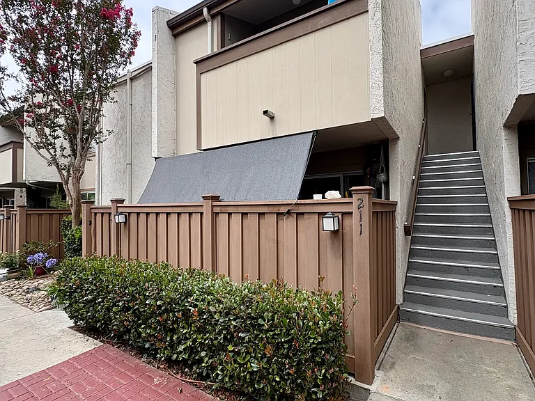 3549 Castle Glen Dr #211 — Photo 11