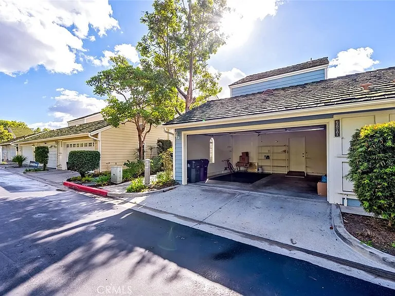 620 Holbrook Ct — Photo 61