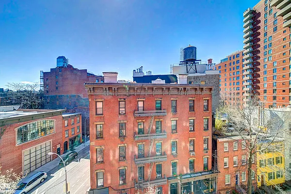 Rented by Brown Harris Stevens | media 6