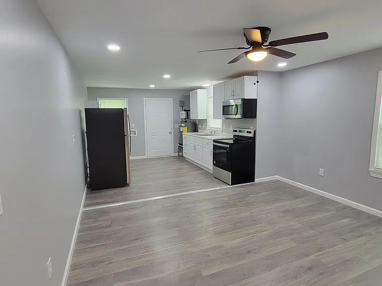 Magnolia Dr NW — Photo 9