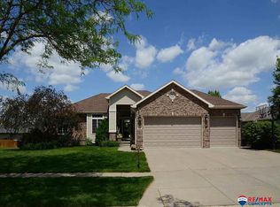 5130 Country Hill Rd, Lincoln, NE 68516