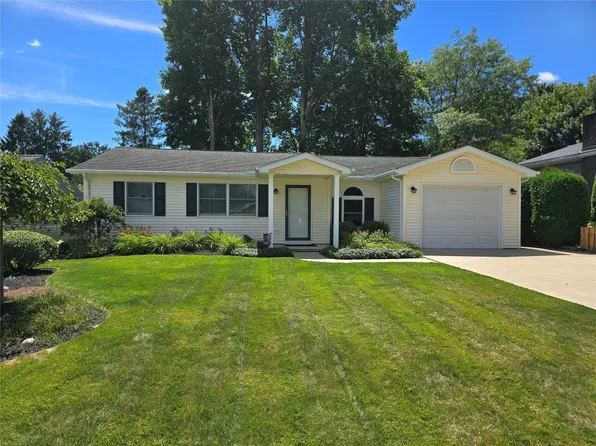 5475 Grandview Ave, Edinboro, PA 16412