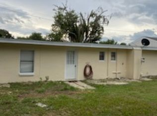 16025 Wallace St, Umatilla, FL 32784