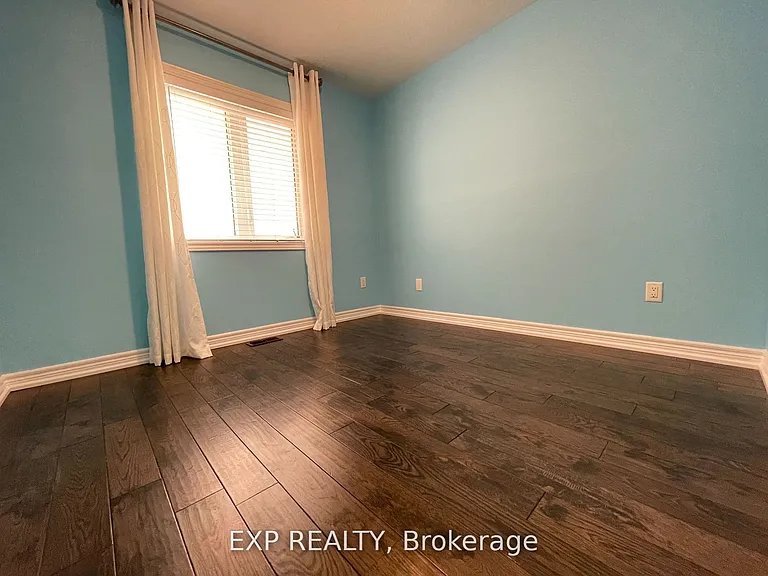 740 Clifford Perry Pl — Photo 14