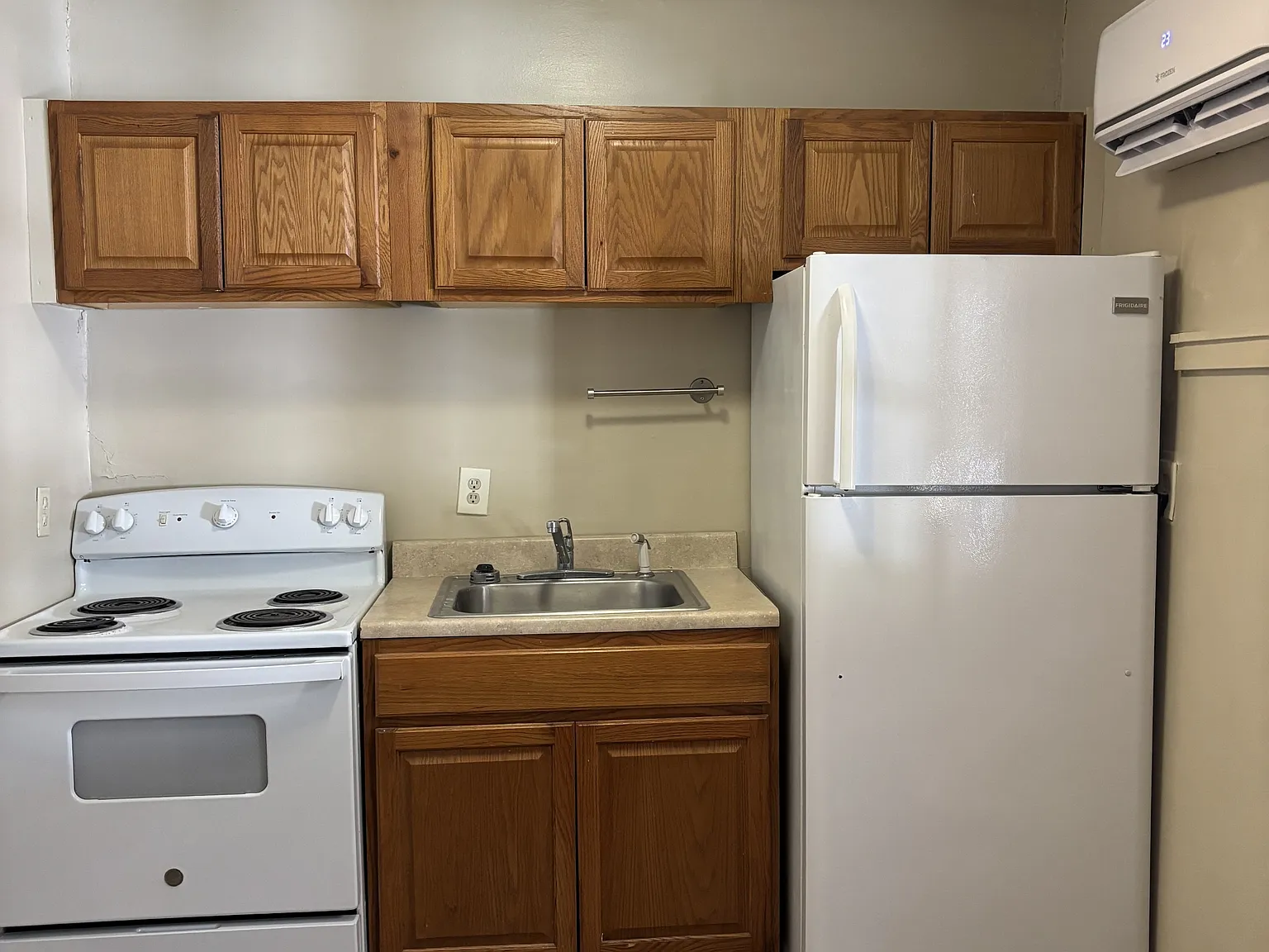 228 Main Street Apartments — Photo 2
