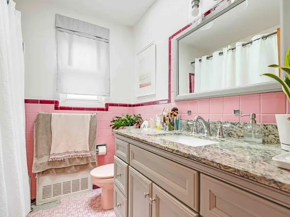 32-80 34th Street image 8 of 9